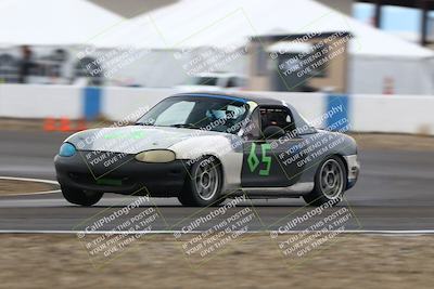 media/Nov-16-2025-CalClub SCCA (Sun) [[2975c16dfc]]/Group 4/Turn 1/